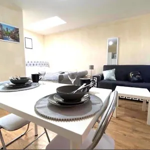 Lt Ground Floor 1 Luton (Bedfordshire)